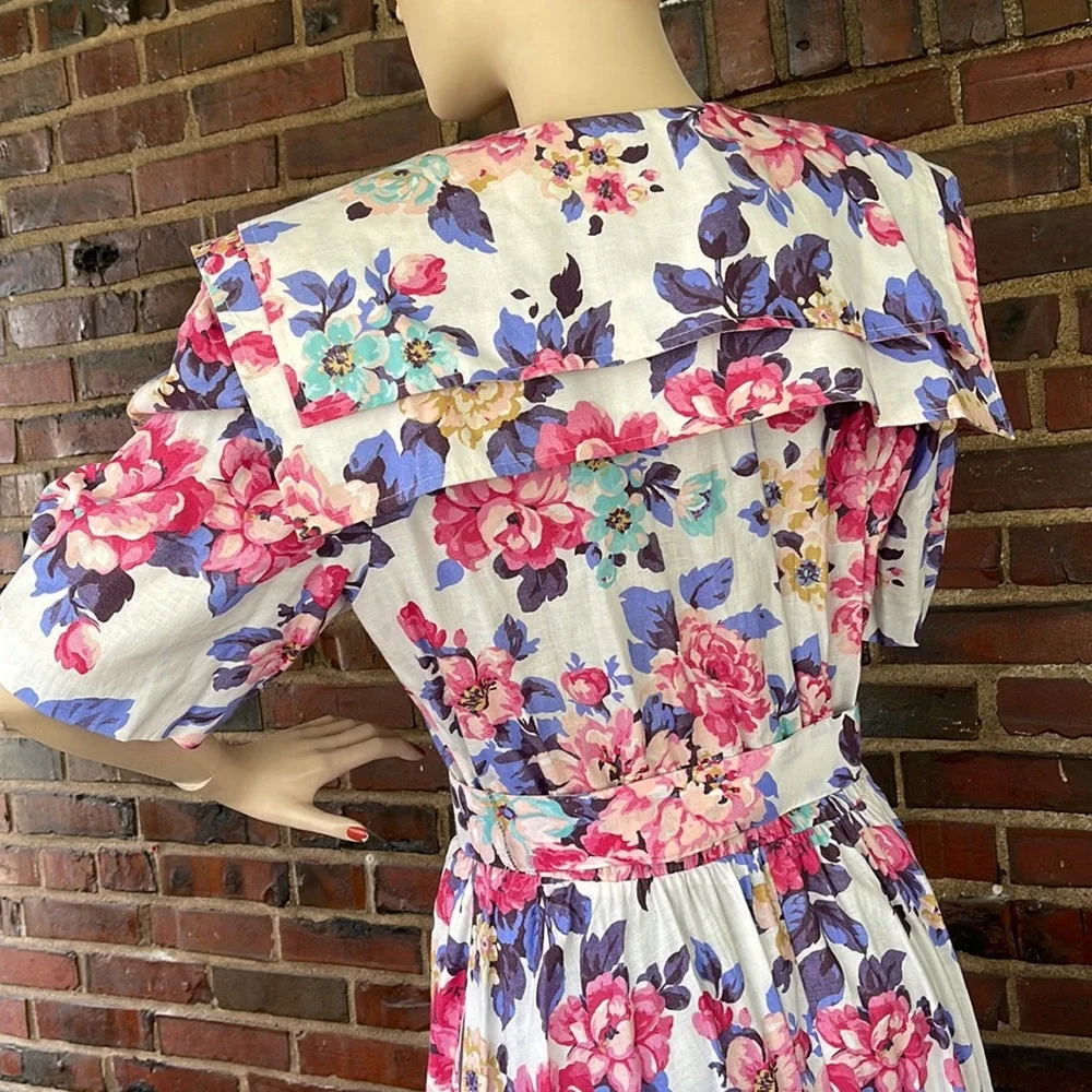 Vintage Cottagecore Floral Button Front Dress